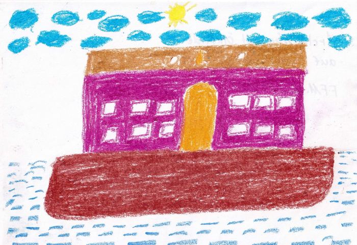 Haus unter Wolken